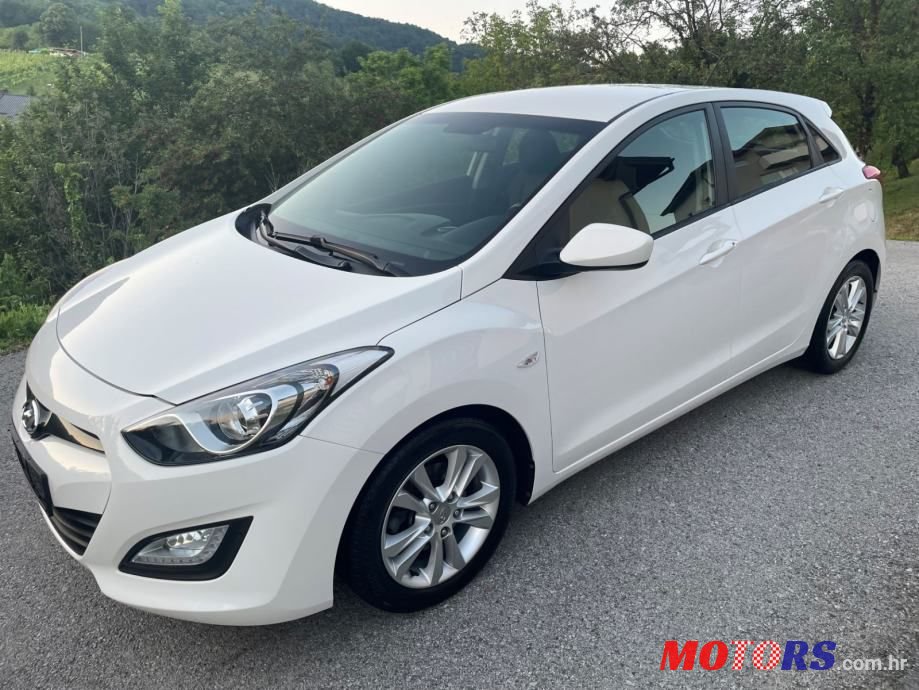 2012' Hyundai i30 1,4 photo #1