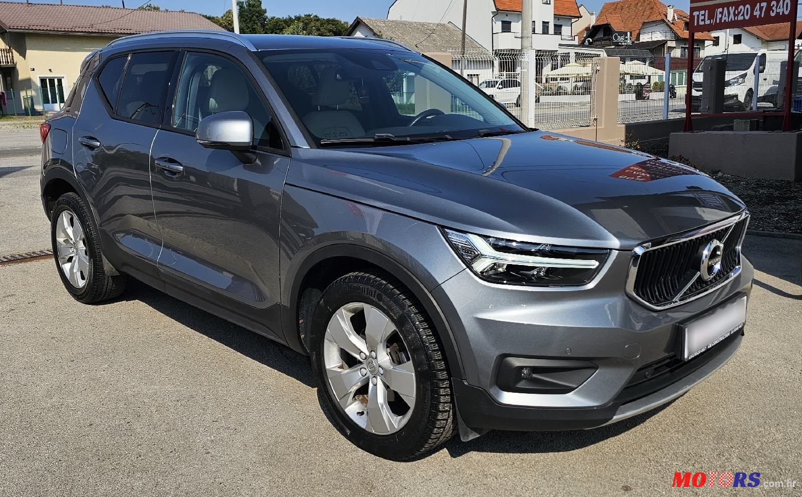 2019' Volvo XC40 D3 photo #2