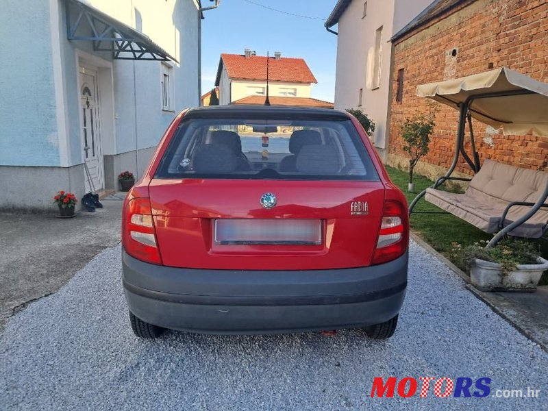 2001' Skoda Fabia Combi photo #5