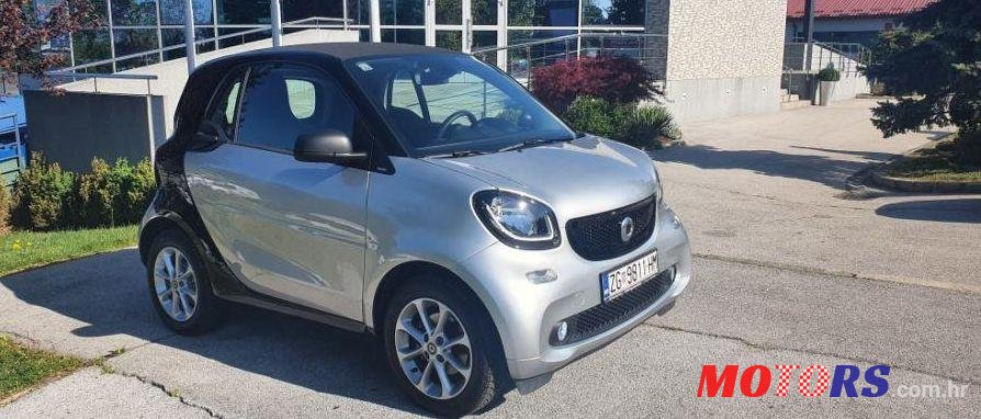 2019' Smart Fortwo Coupe 1.0 photo #1