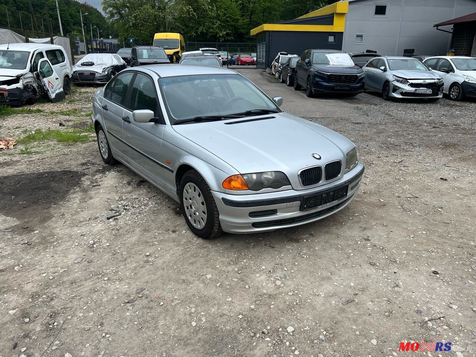 2000' BMW Serija 3 316I photo #1