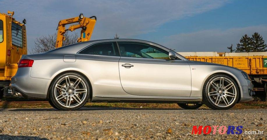 2008' Audi A5 Coupe 2,7 Tdi photo #1