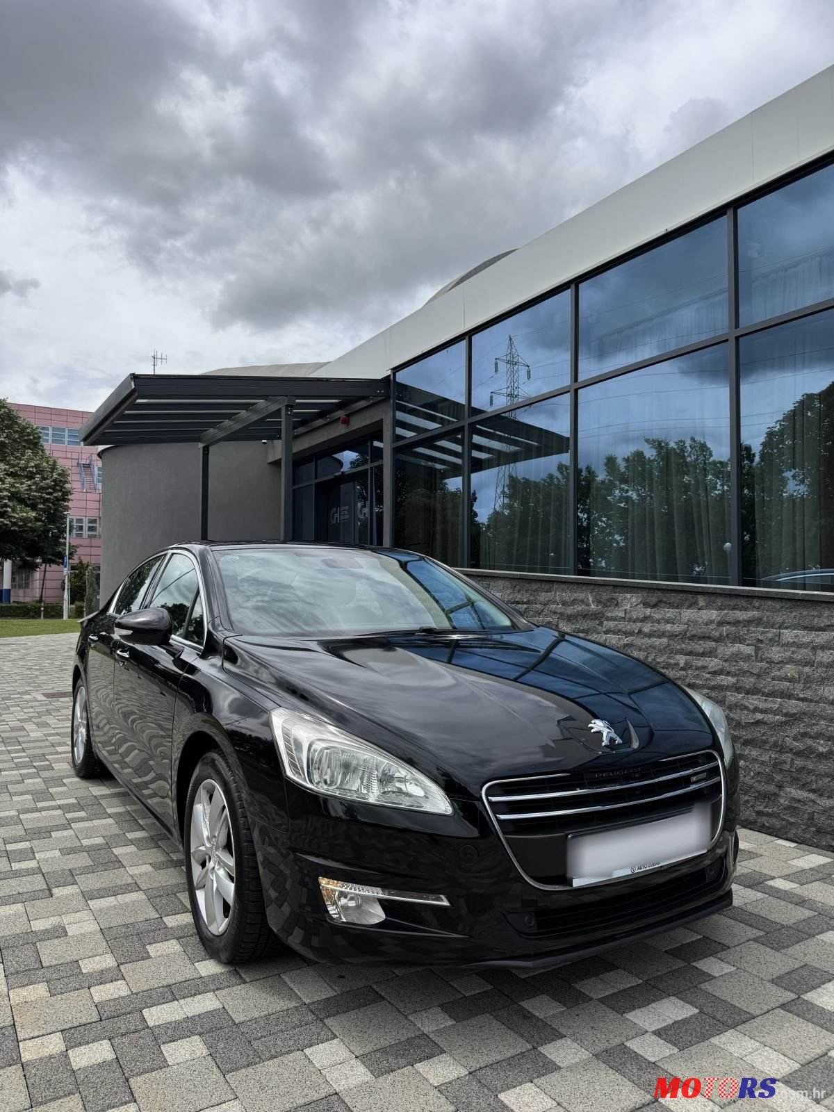 2013' Peugeot 508 Hybrid4 2,0 Hdi photo #2