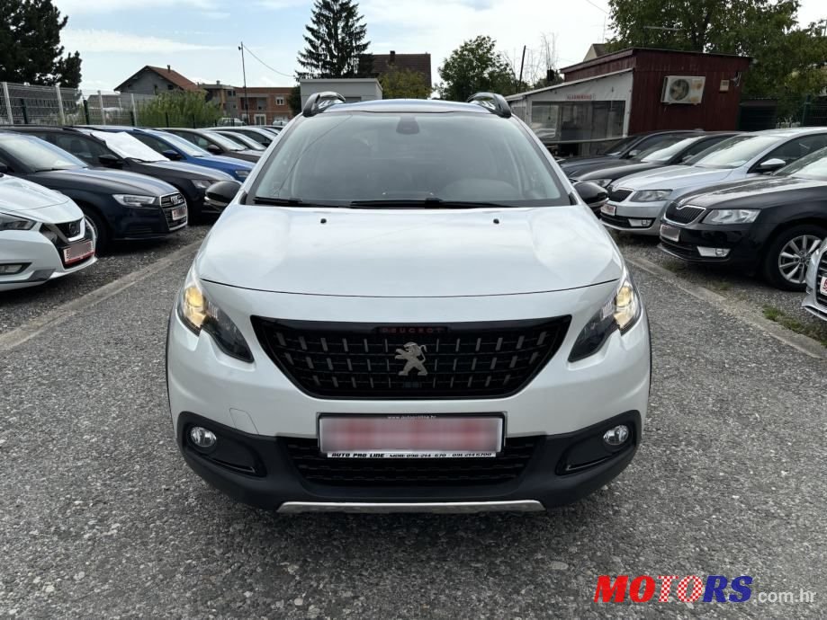 2016' Peugeot 2008 1,2 photo #2