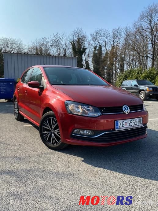 2016' Volkswagen Polo photo #4