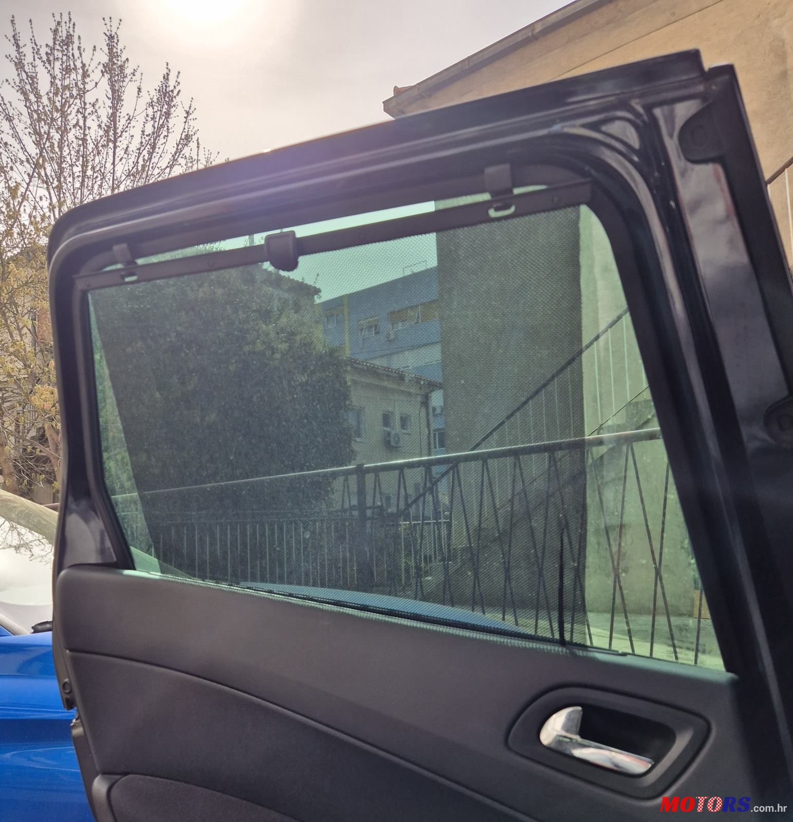 2012' Peugeot 308 Sw photo #3