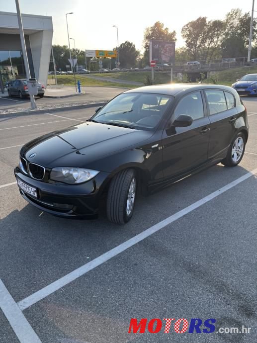 2011' BMW Serija 1 116D Sport photo #1