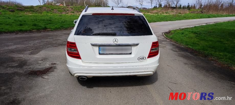 2013' Mercedes-Benz C-Klasa 220 Cdi T photo #6