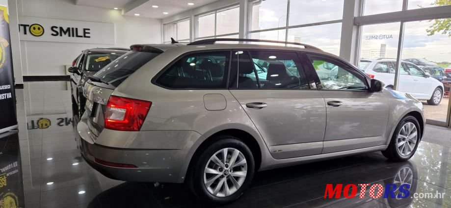 2018' Skoda Octavia Combi photo #4