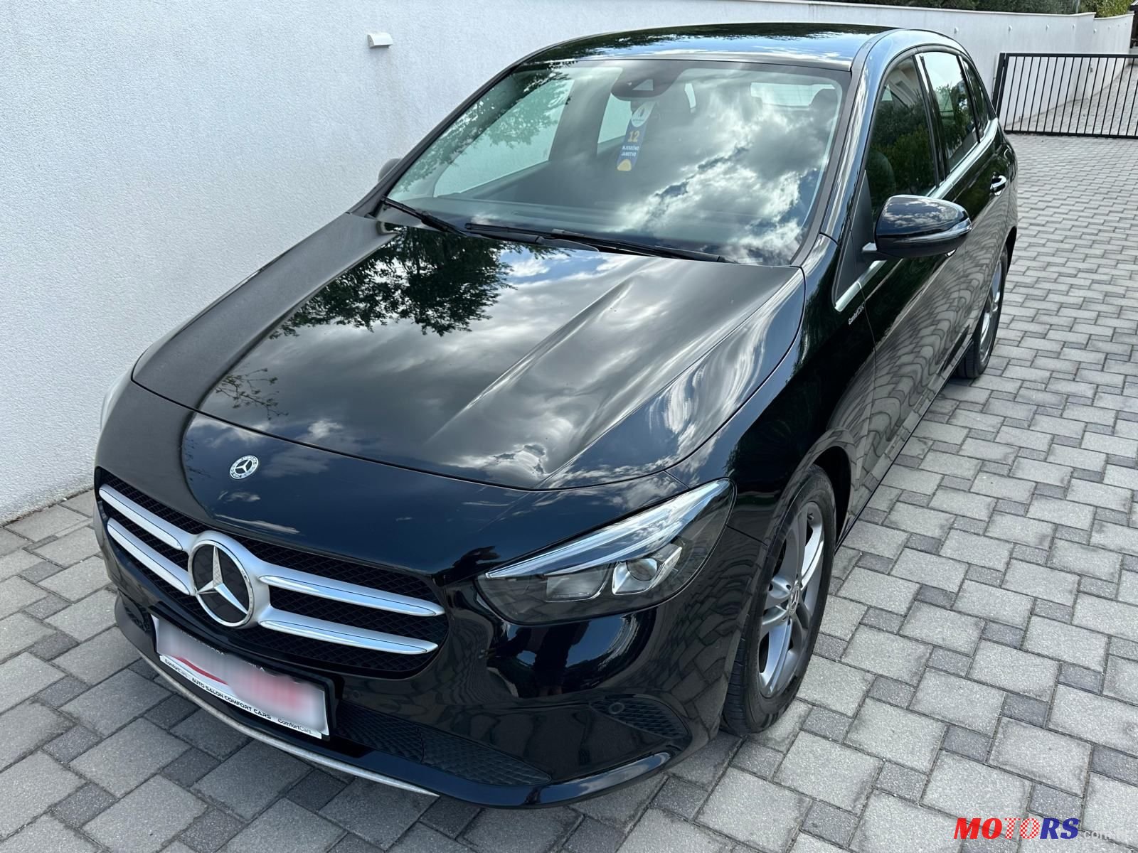 2020' Mercedes-Benz B-Klasa 180D photo #2