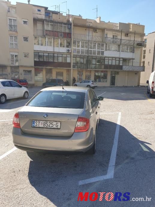 2015' Skoda Rapid 1,6 Tdi photo #2