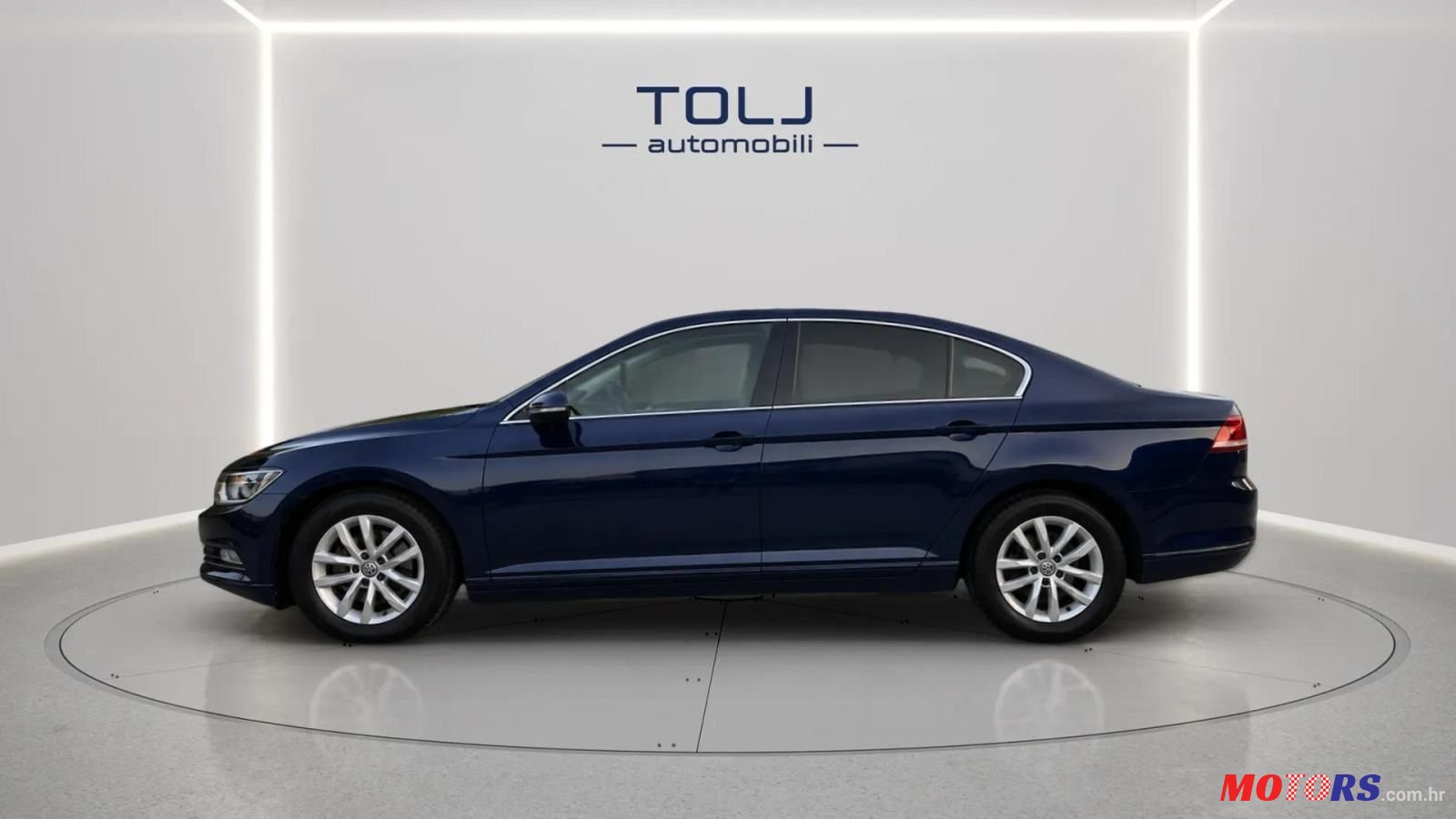 2019' Volkswagen Passat photo #4