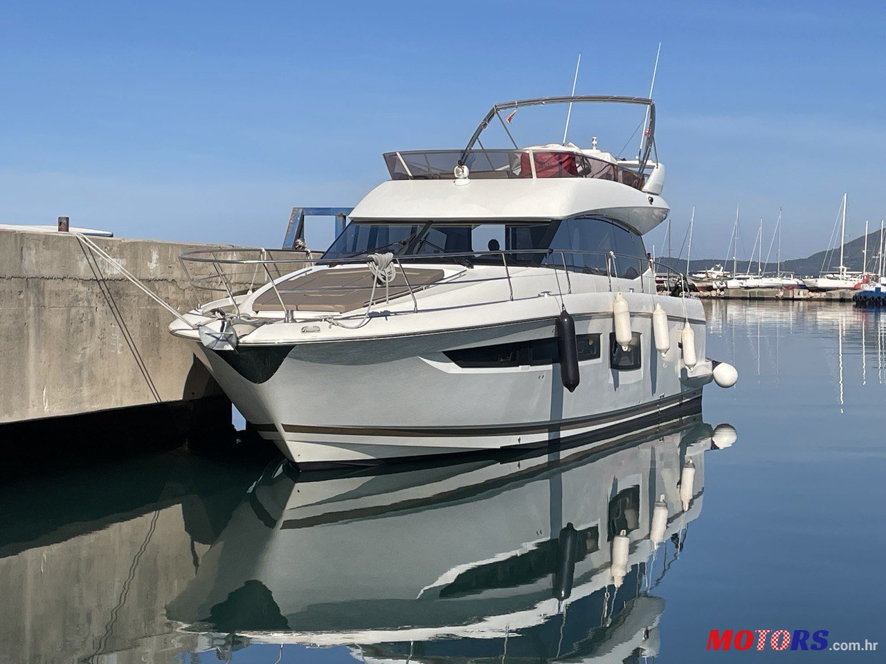 2017' Jeanneau Prestige 50 Fly photo #1