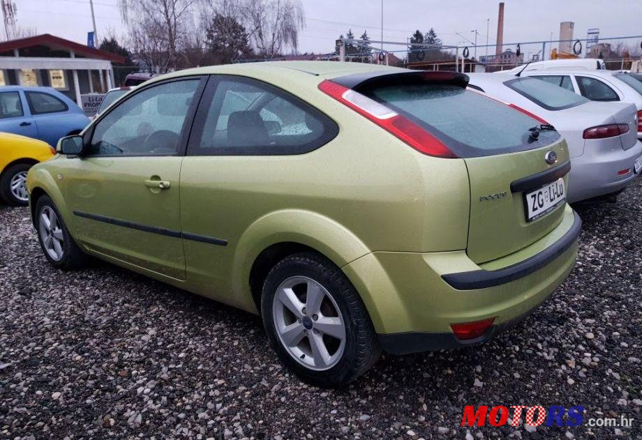 2005' Ford Focus 1,6 Sport photo #1