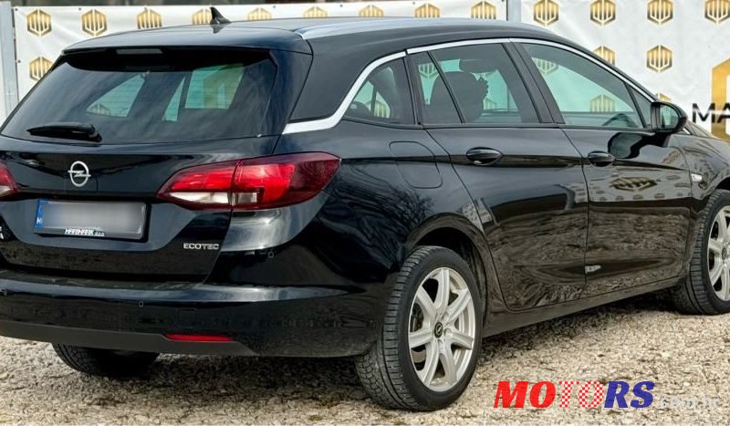 2019' Opel Astra 1,0 photo #3