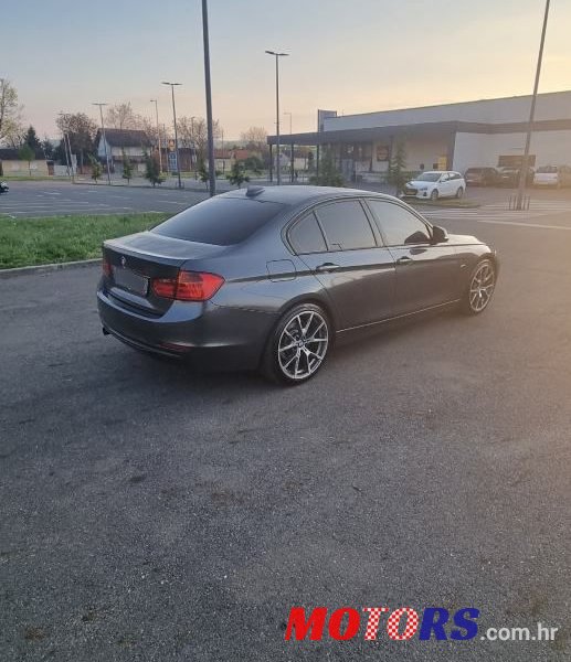 2015' BMW Serija 3 318Xd photo #3