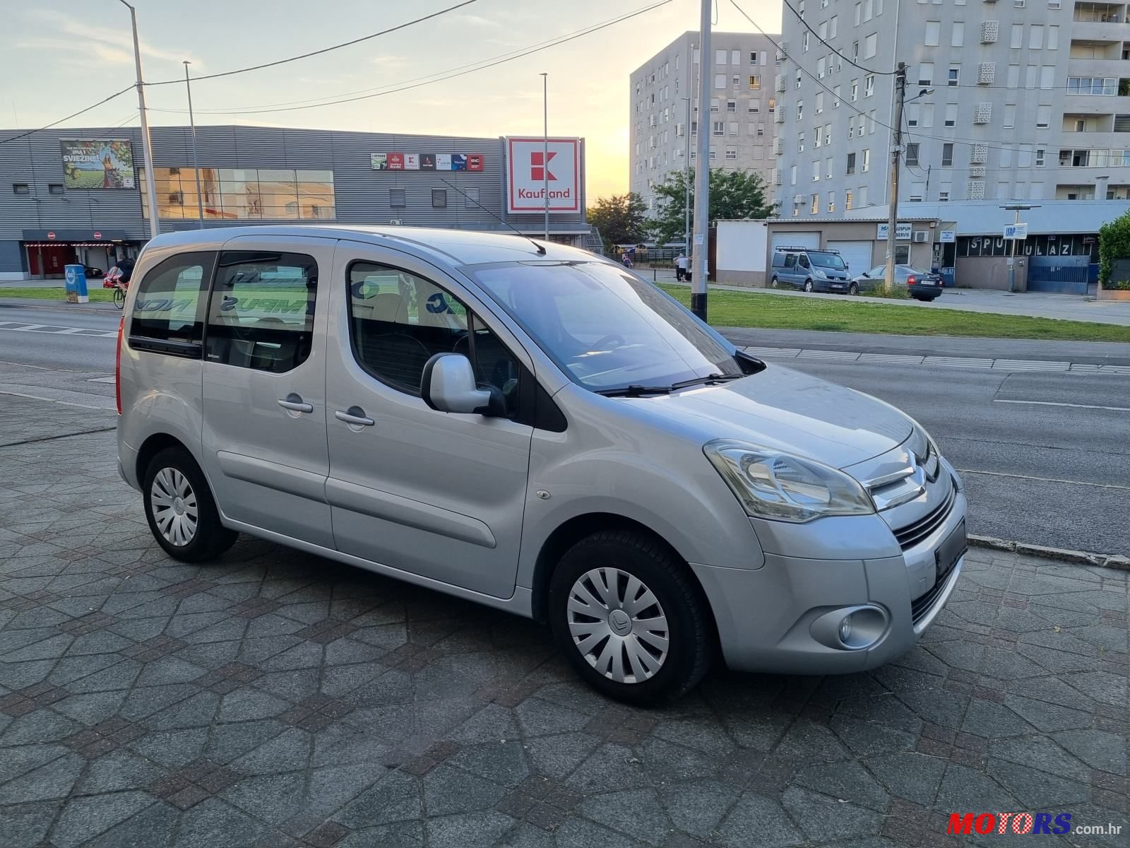 2011' Citroen Berlingo 1,6 Hdi photo #3