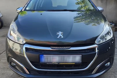 2015' Peugeot 208 1,2 Puretech
