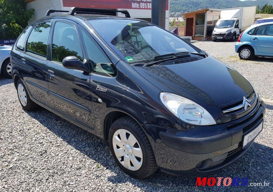 2005' Citroen Xsara Picasso photo #2