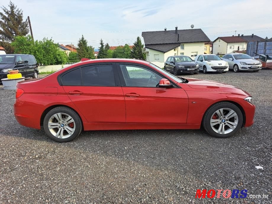 2013' BMW Serija 3 316D photo #4