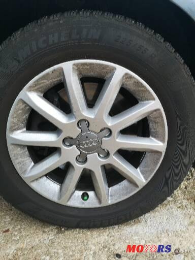 2012' Audi A4 Avant photo #7