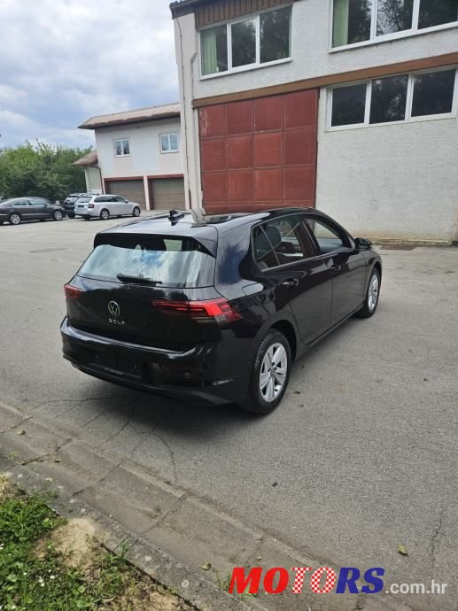 2021' Volkswagen Golf VIII 1,0 Tsi photo #3
