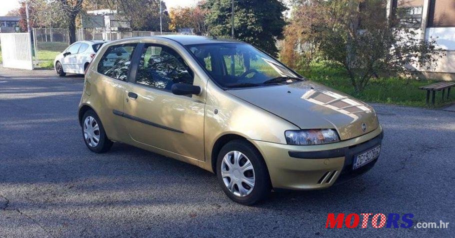 2001' Fiat Punto photo #3
