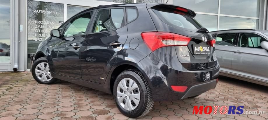 2011' Hyundai Ix20 1,4 Crdi Hp photo #4