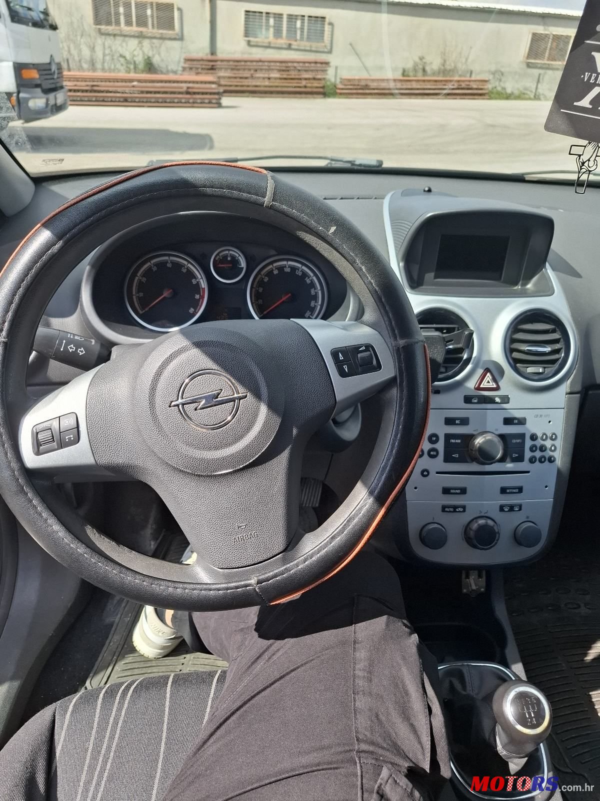 2008' Opel Corsa 1,4 16V photo #5
