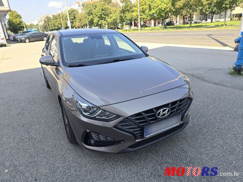 2021' Hyundai i30 1,0 T-Gdi photo #3