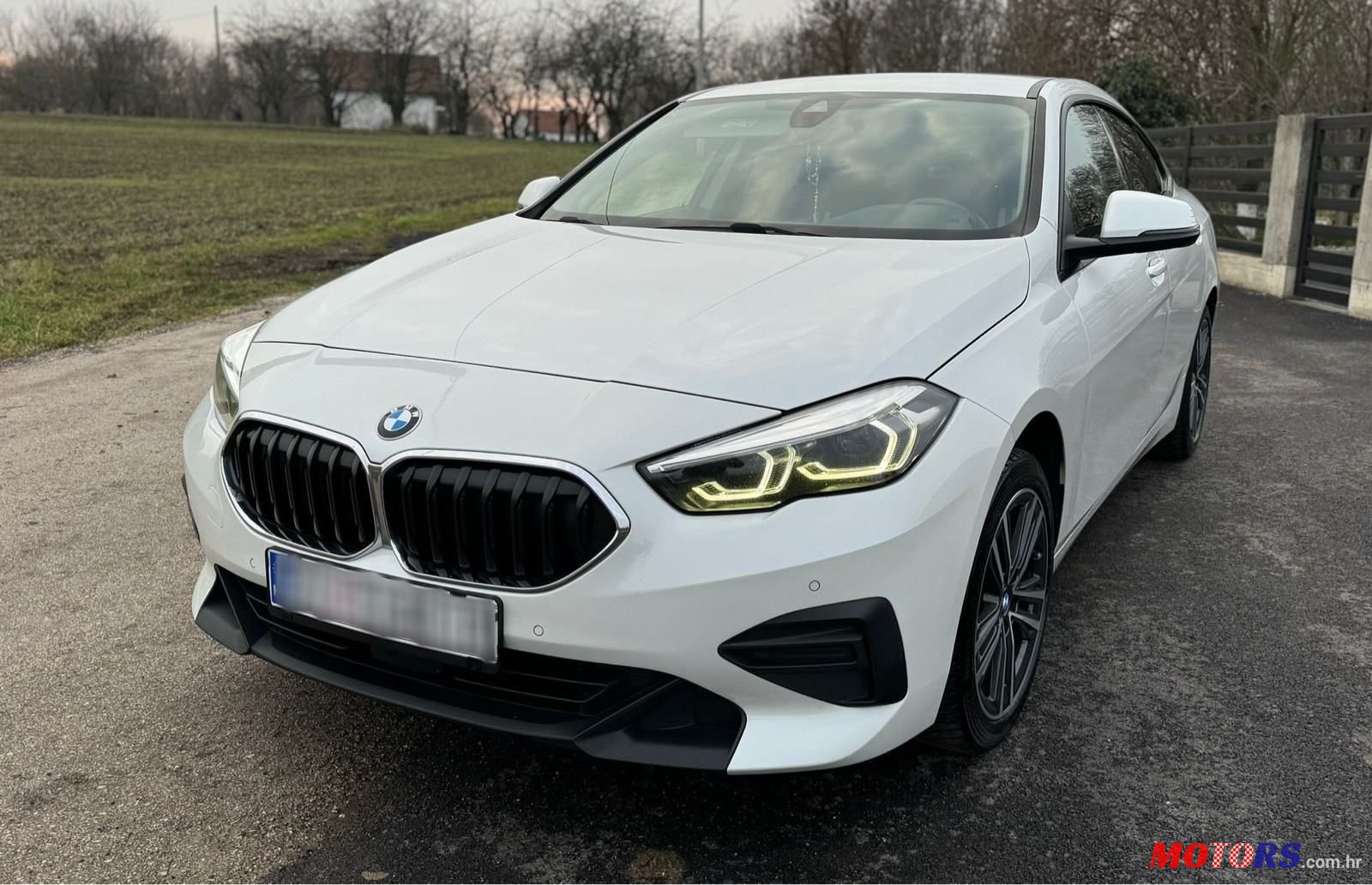 2021' BMW Serija 2 216D photo #1