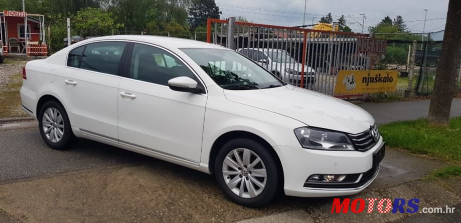 2014' Volkswagen Passat photo #1