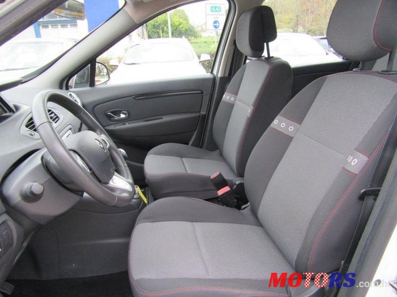 2012' Renault Scenic 1,5 dCi Expression photo #2