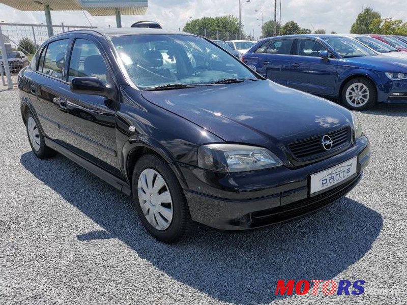 2005' Opel Astra 1,7 Cdti photo #1