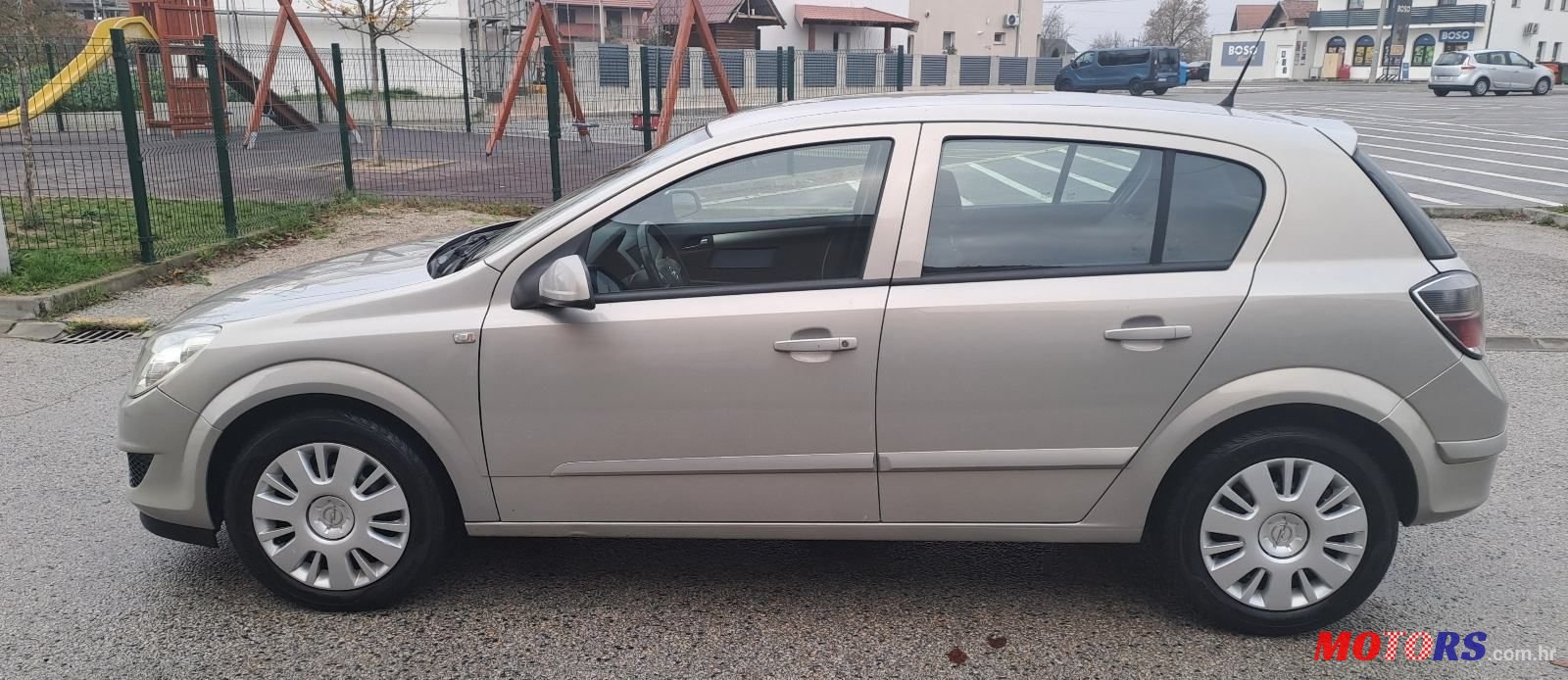 2008' Opel Astra 1,6 photo #2