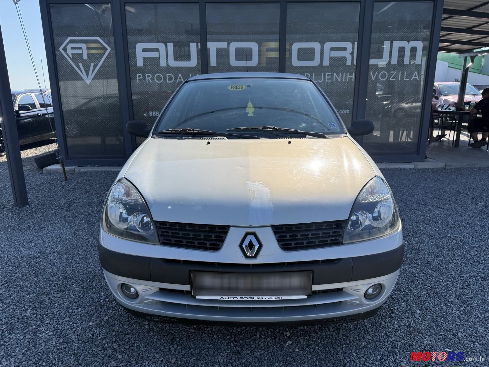 2002' Renault Clio 1,2 16V photo #2