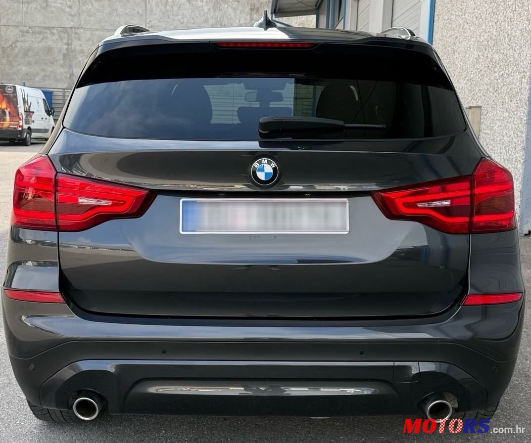 2019' BMW X3 Sdrive18D photo #4