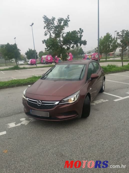2018' Opel Astra 1.6 Cdti photo #3