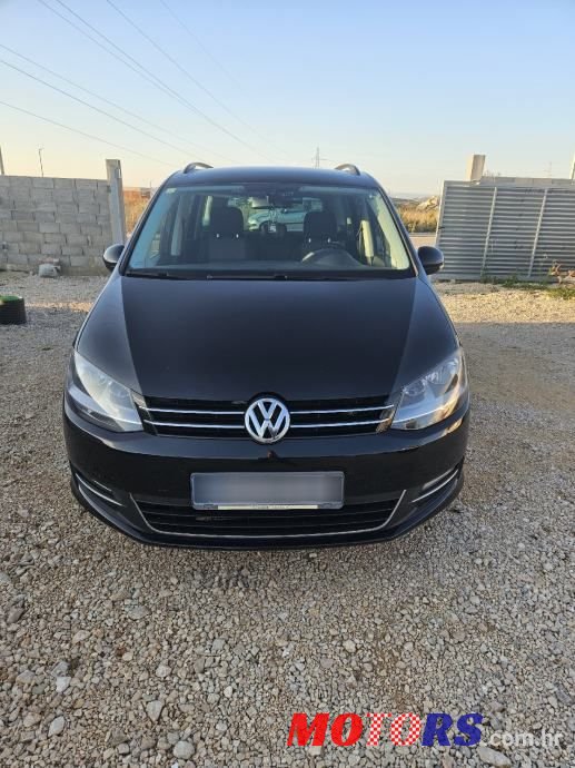 2014' Volkswagen Sharan 2,0 Tdi Bmt photo #1