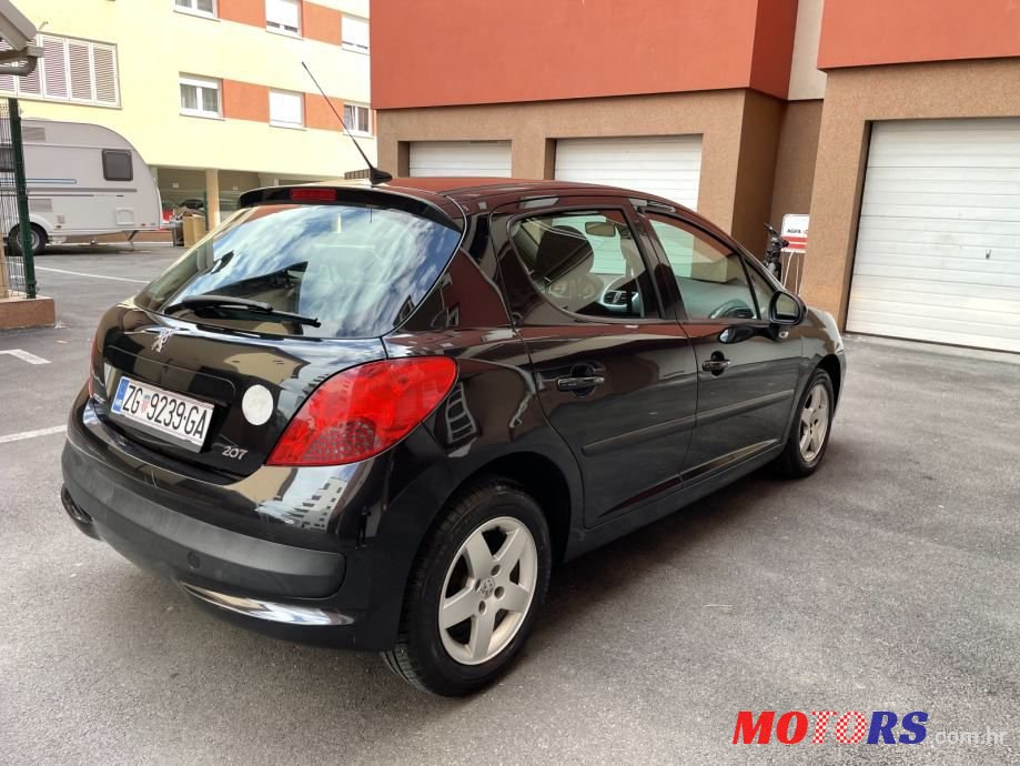 2009' Peugeot 207 1,4 Vti photo #4