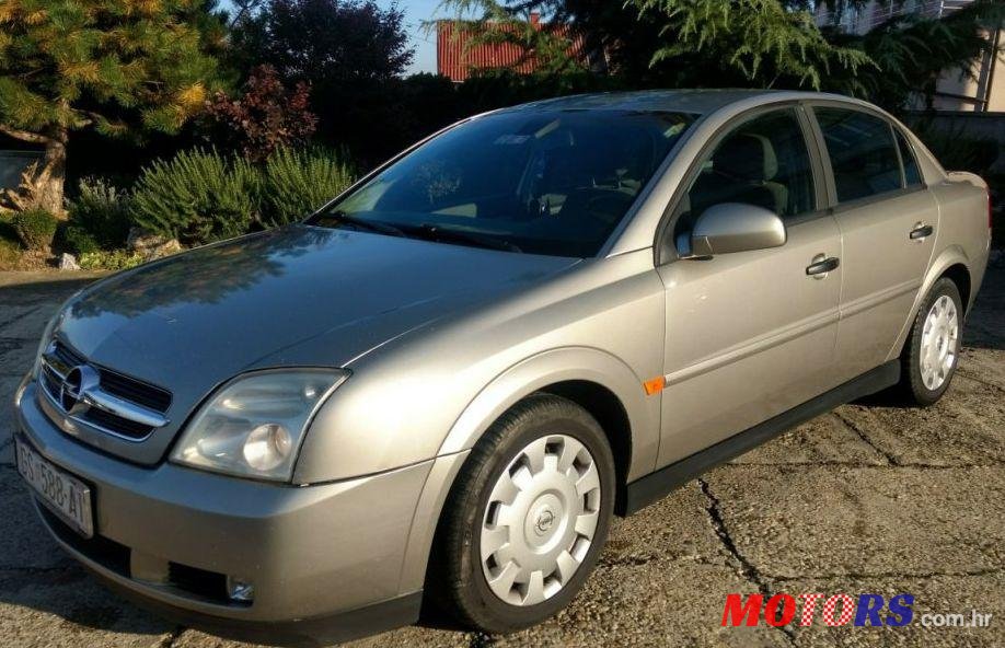 2002' Opel Vectra 1,6 I 16V photo #2