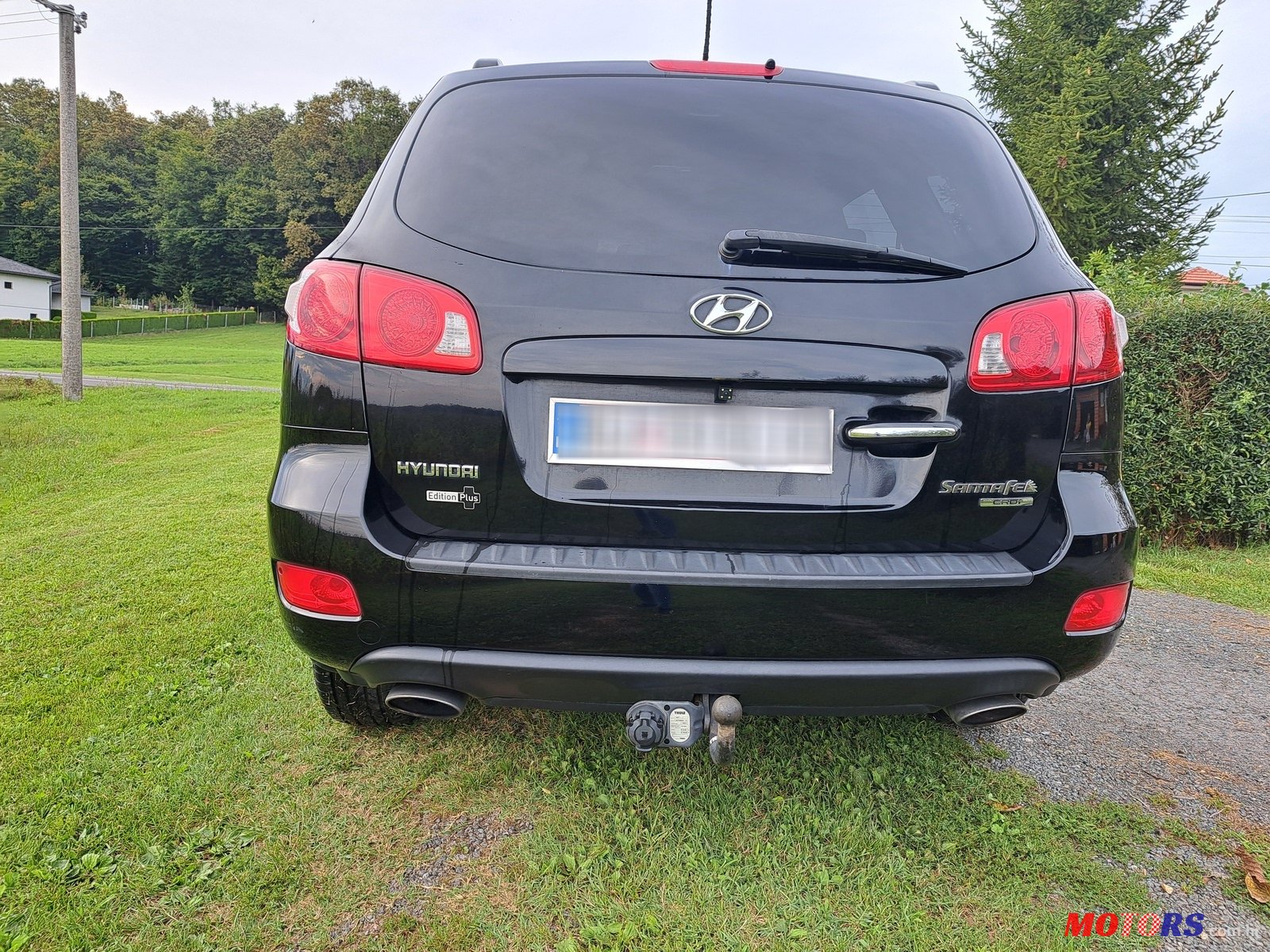 2009' Hyundai Santa Fe photo #1