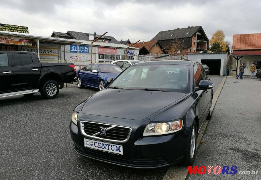 2010' Volvo S40 1,6 D photo #1