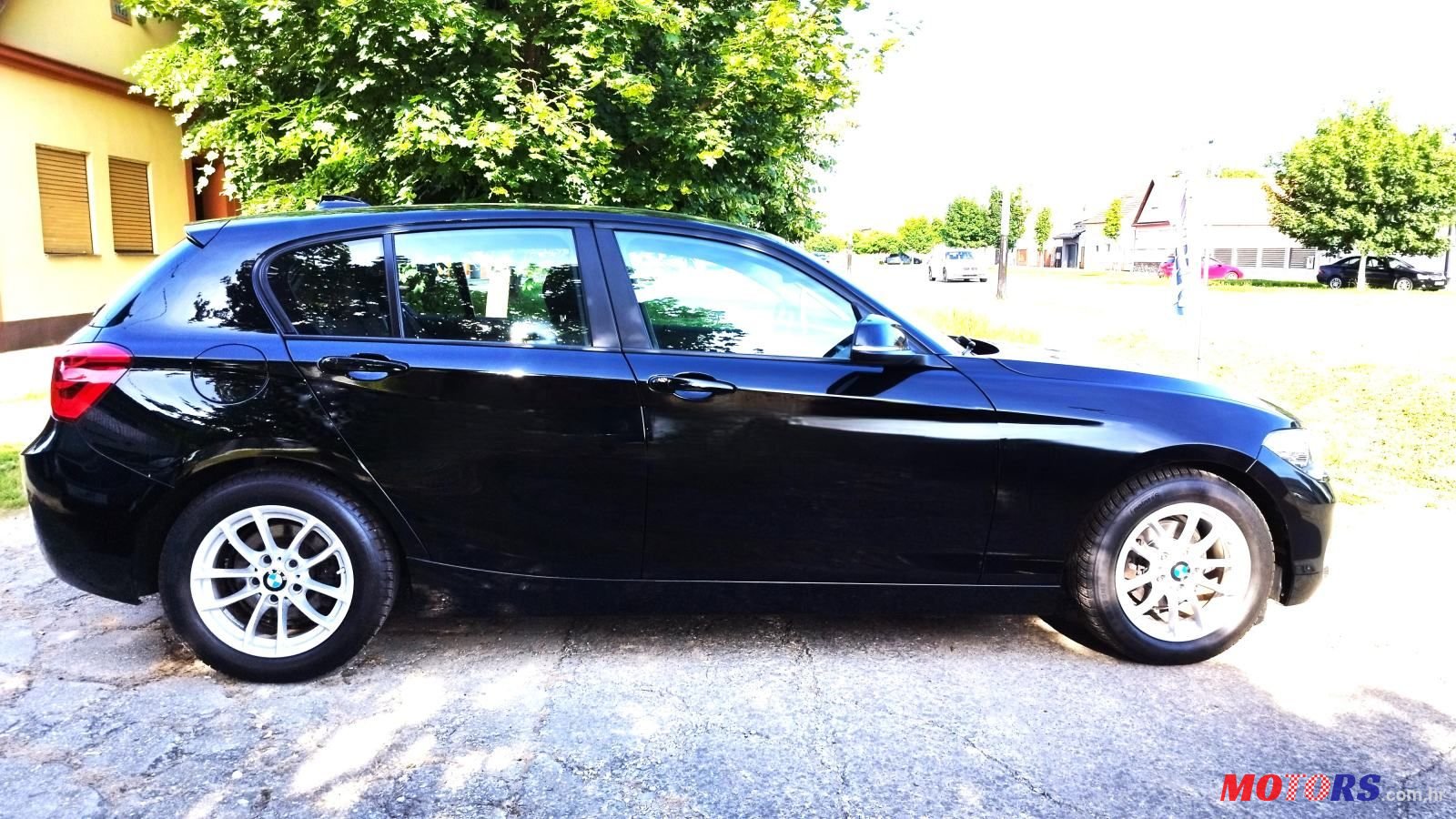 2015' BMW Serija 1 116D photo #5