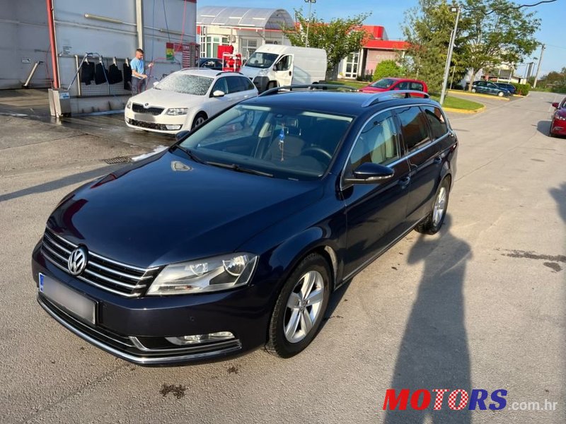 2014' Volkswagen Passat Variant photo #4