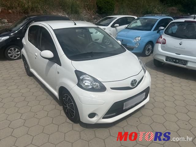 2013' Toyota Aygo 1,0 Vvt-I Cool photo #4