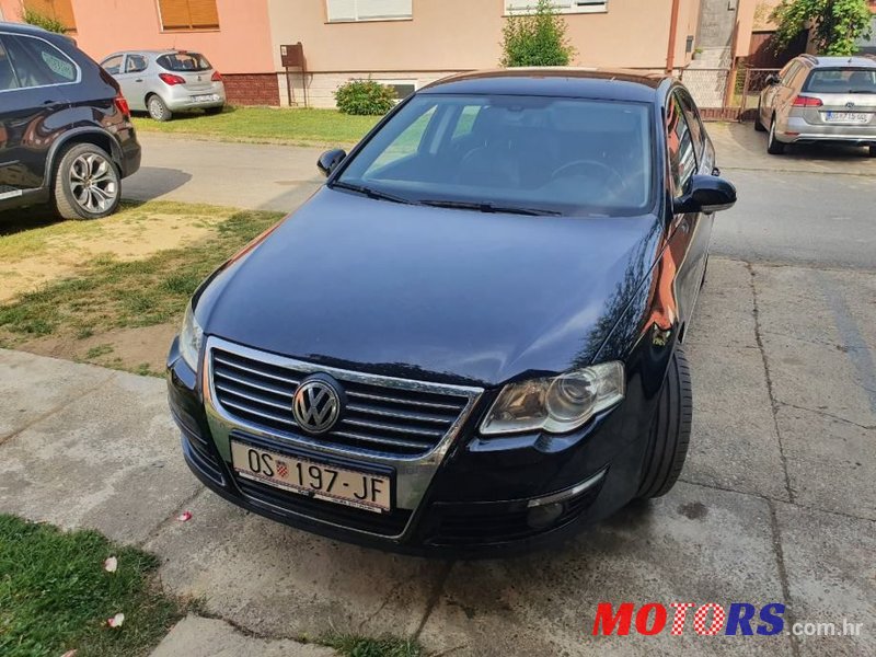 2008' Volkswagen Passat 2,0 Tdi photo #1