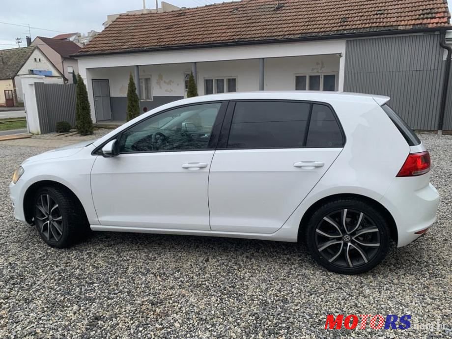 2013' Volkswagen Golf 7 photo #3