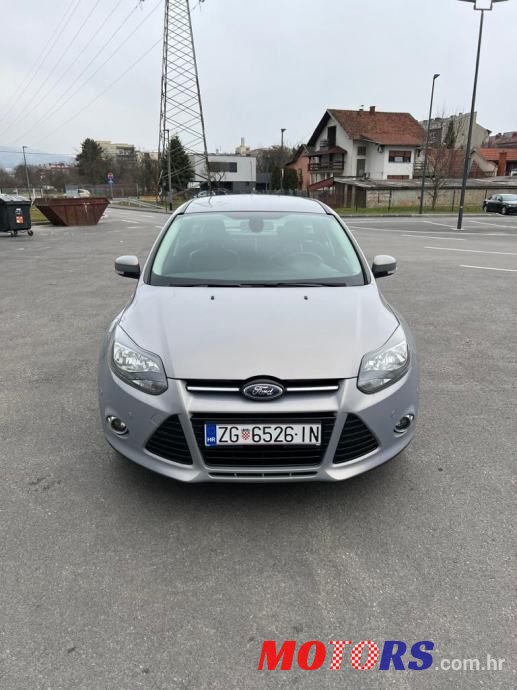 2013' Ford Focus Karavan photo #3