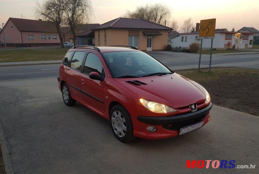 2005' Peugeot 206 Break photo #1